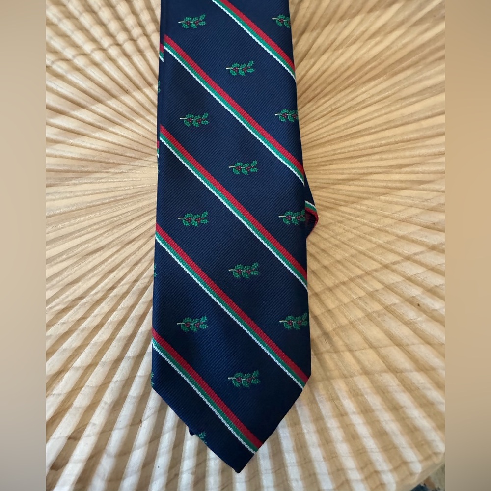 Vintage Jos. A. Bank Clothiers Holiday Navy Blue Necktie Christmas